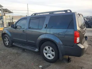 2011 NISSAN PATHFINDER