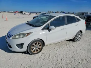 2011 FORD FIESTA