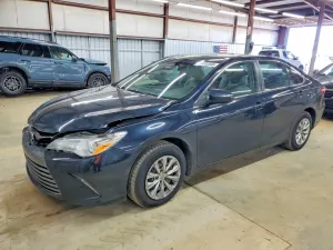 2016 TOYOTA CAMRY