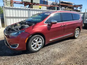 2017 CHRYSLER PACIFICA