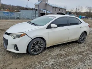 2015 TOYOTA COROLLA