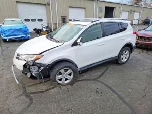2014 TOYOTA RAV4