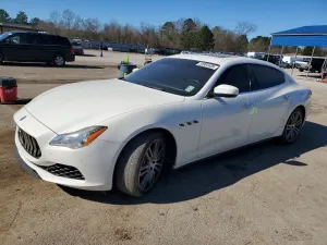2017 MASERATI QUATTROPOR