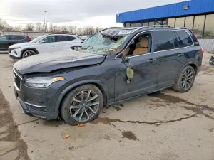 2017 VOLVO XC90