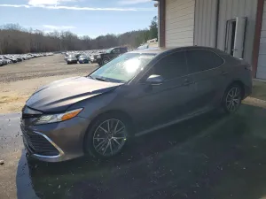 2023 TOYOTA CAMRY