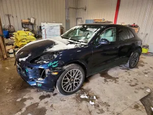 2017 PORSCHE MACAN