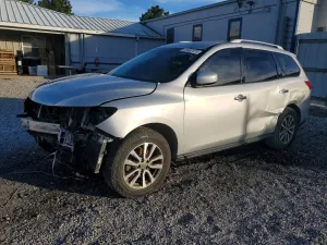 2016 NISSAN PATHFINDER