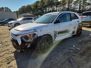 2023 KIA NIRO