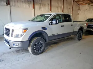 2019 NISSAN TITAN