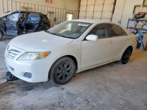 2011 TOYOTA CAMRY