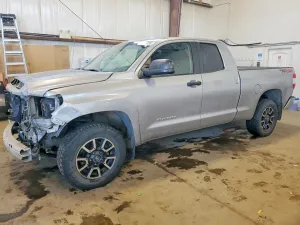 2015 TOYOTA TUNDRA