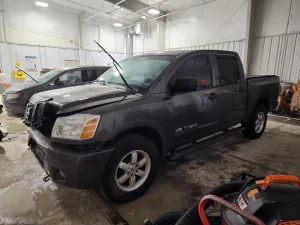 2011 NISSAN TITAN