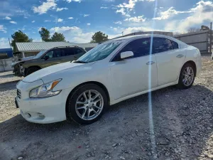 2014 NISSAN MAXIMA