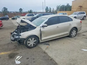 2013 VOLKSWAGEN JETTA