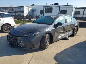 2025 TOYOTA CAMRY