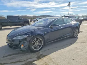 2015 TESLA MODEL S