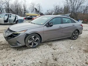 2022 HYUNDAI ELANTRA