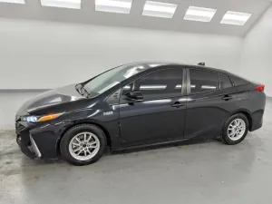 2022 TOYOTA PRIUS