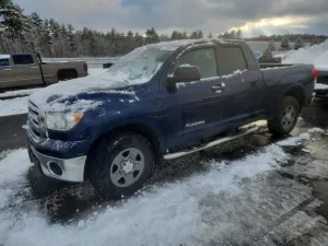 2013 TOYOTA TUNDRA