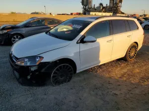 2015 VOLKSWAGEN GOLF