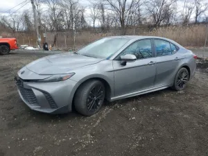 2025 TOYOTA CAMRY