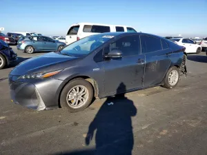 2018 TOYOTA PRIUS