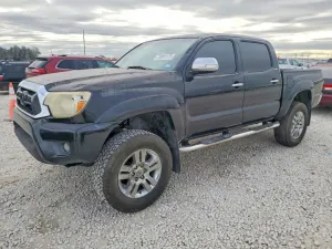 2013 TOYOTA TACOMA