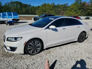2017 LINCOLN MKZ