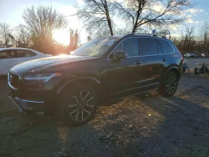 2017 VOLVO XC90