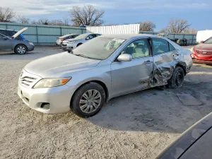 2011 TOYOTA CAMRY