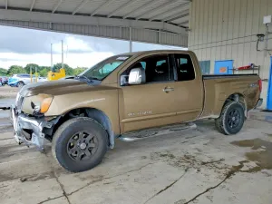 2005 NISSAN TITAN