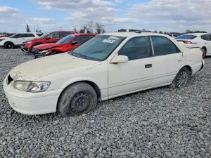 2001 TOYOTA CAMRY