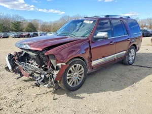 2012 LINCOLN TOWNHOUSE NAVIGATOR