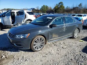 2017 VOLKSWAGEN PASSAT