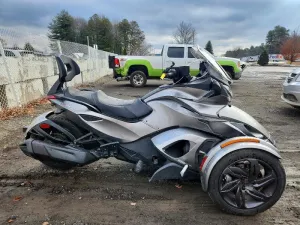 2013 CAN-AM SPYDER