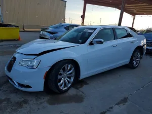 2020 CHRYSLER 300