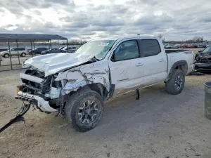 2020 TOYOTA TACOMA
