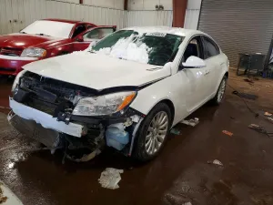2012 BUICK REGAL