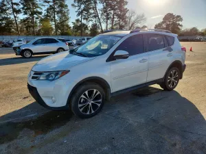 2015 TOYOTA RAV4