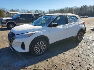 2023 NISSAN KICKS