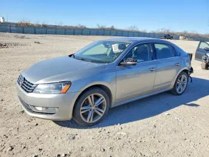 2013 VOLKSWAGEN PASSAT