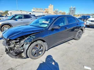 2022 HYUNDAI ELANTRA