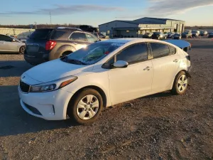 2017 KIA FORTE