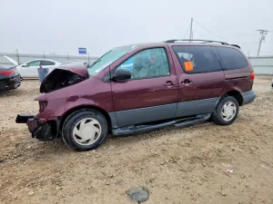 1999 TOYOTA SIENNA