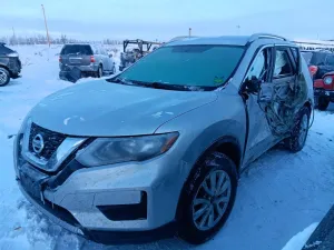 2017 NISSAN ROGUE