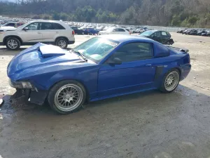 2001 FORD MUSTANG