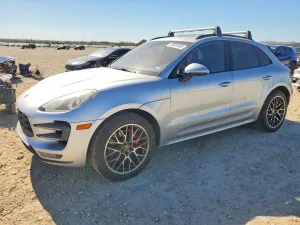 2015 PORSCHE MACAN