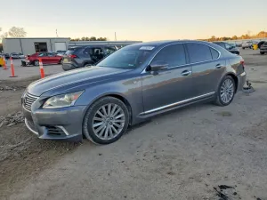 2013 LEXUS LS460