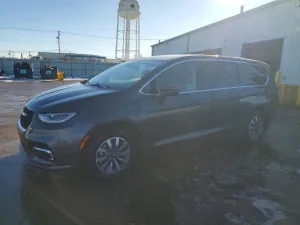 2022 CHRYSLER PACIFICA