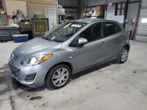 2014 MAZDA 2